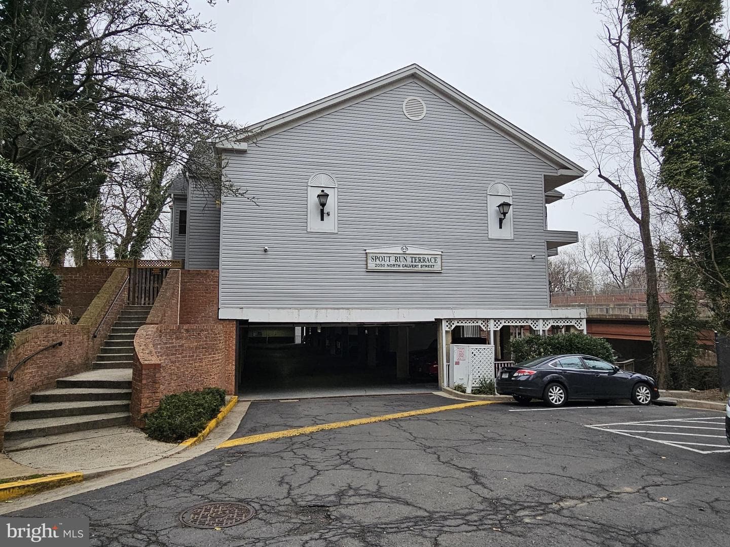 2050 N Calvert Street #308