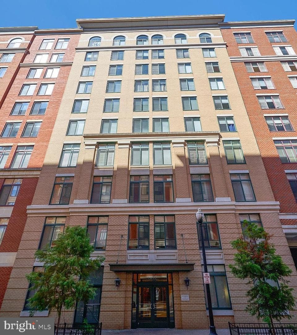 1205 N Garfield Street #ph4 photo 1