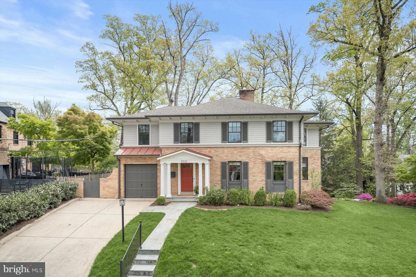 5532 14th Road N