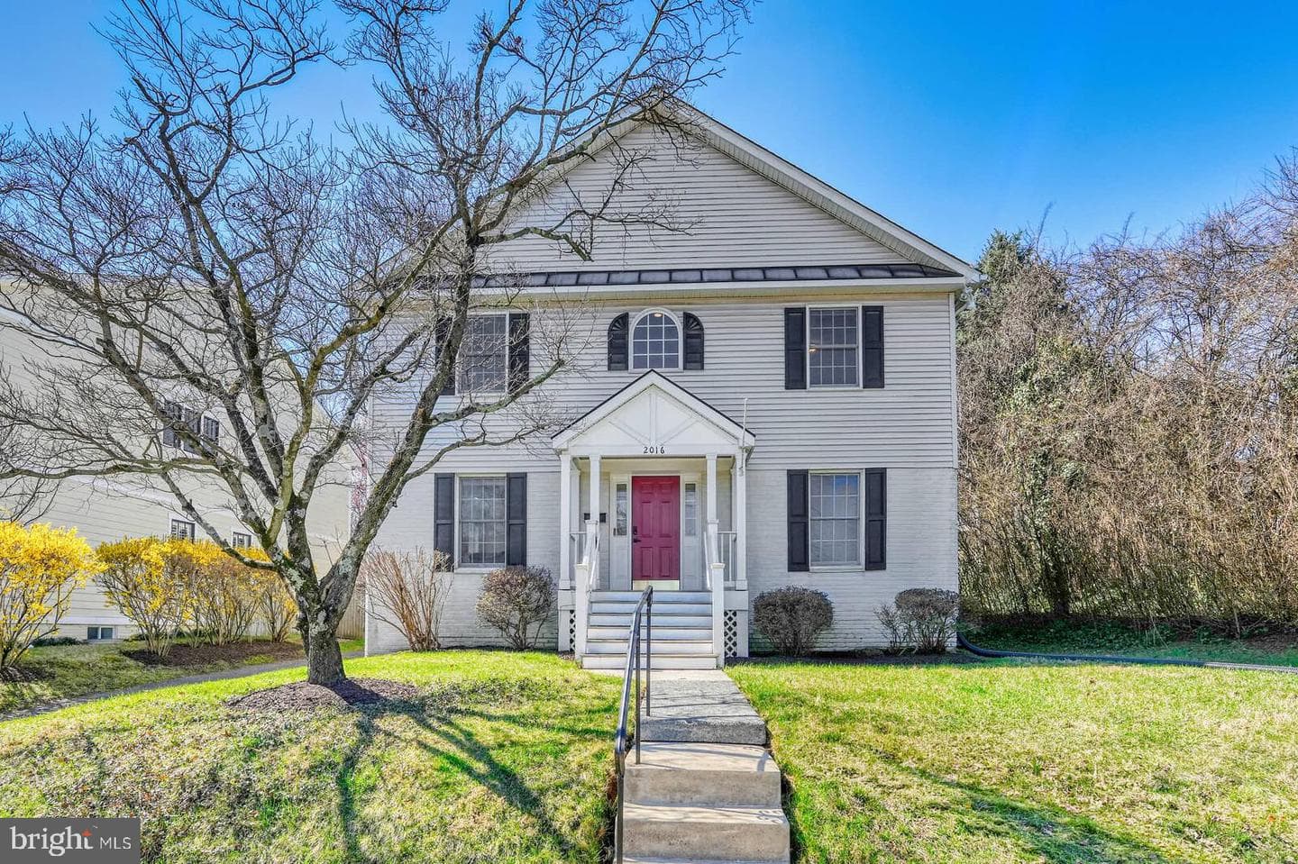 2016 N Greenbrier Street photo 1