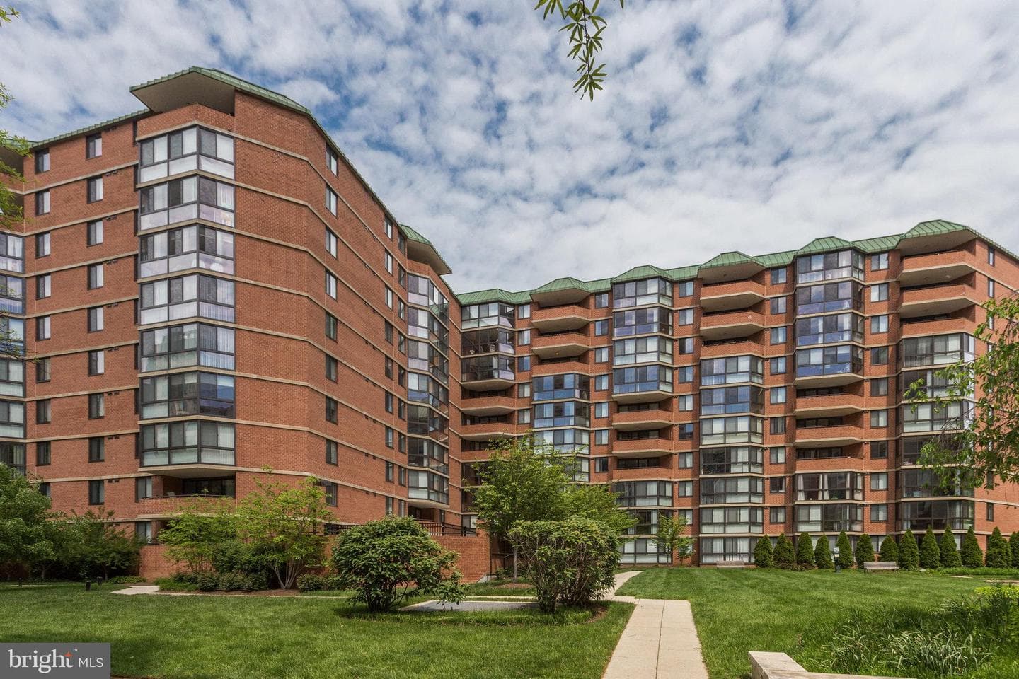 1001 N Randolph Street #509 photo 1