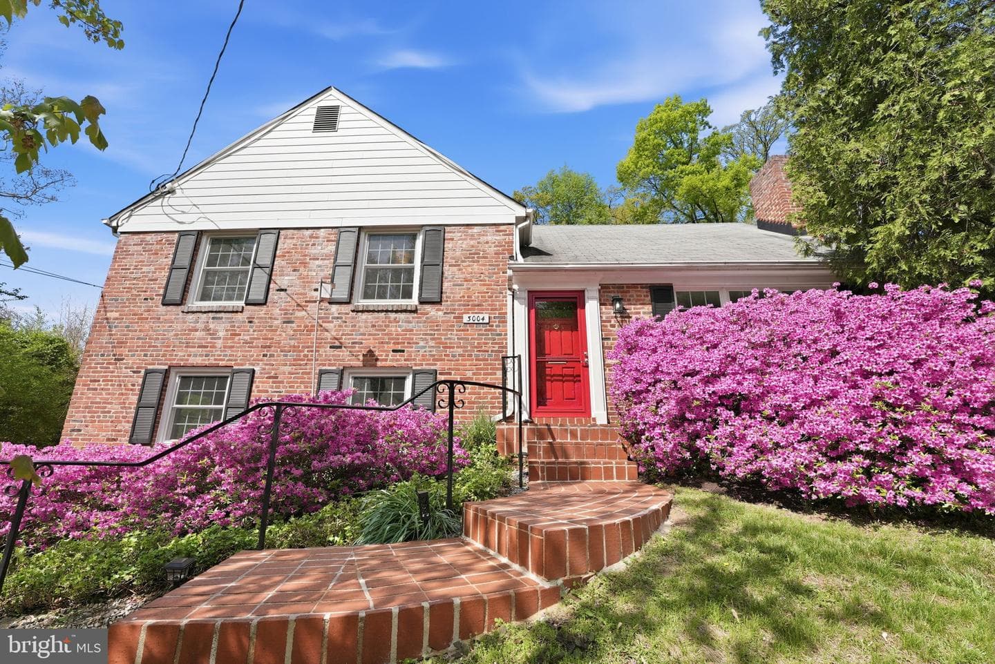 3004 S Hill Street photo 1