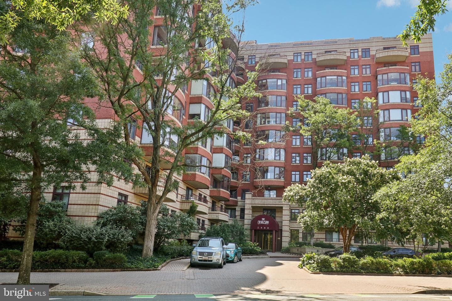 2400 Clarendon Boulevard #113 photo 1