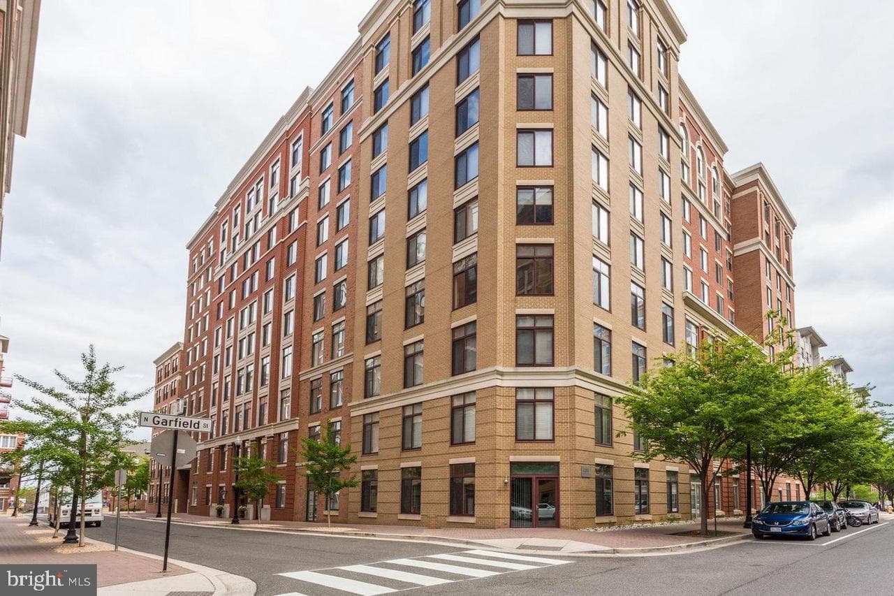 1201 N Garfield Street #ph10 photo 1