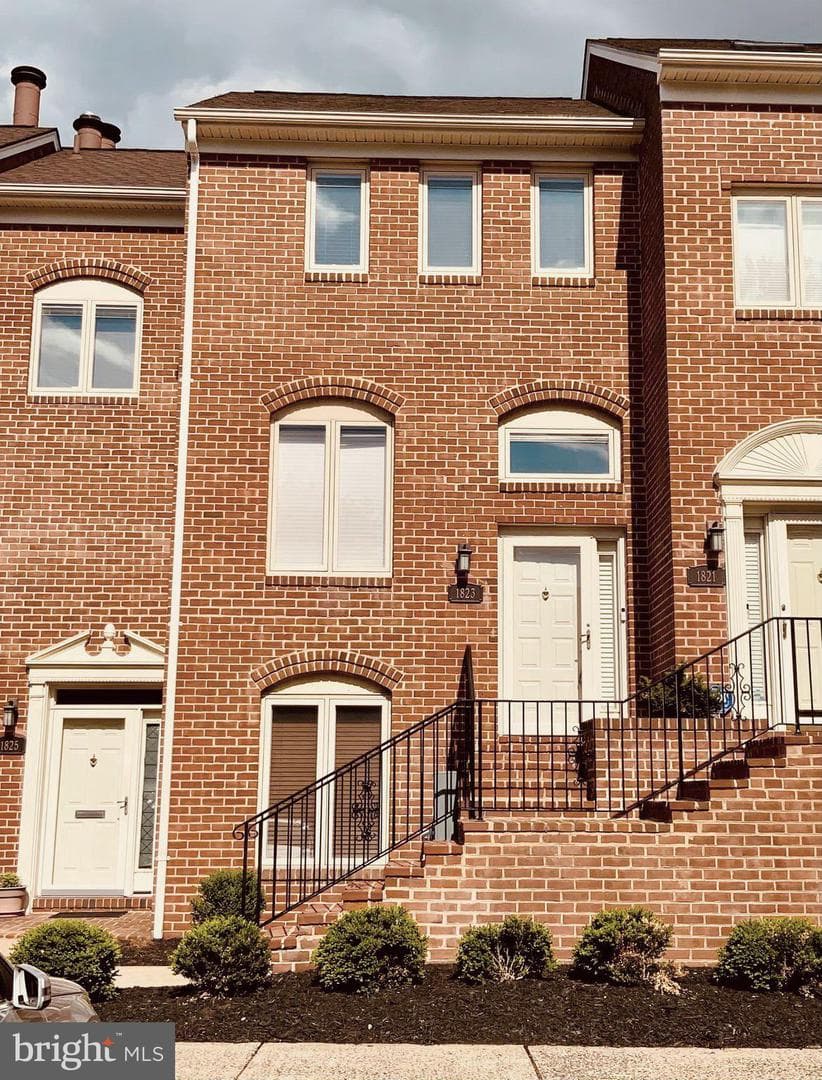 1823 N Uhle Street #1, Arlington
