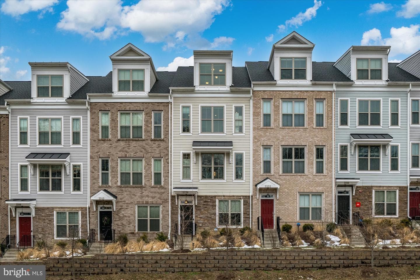 2236 S Glebe Road, Arlington