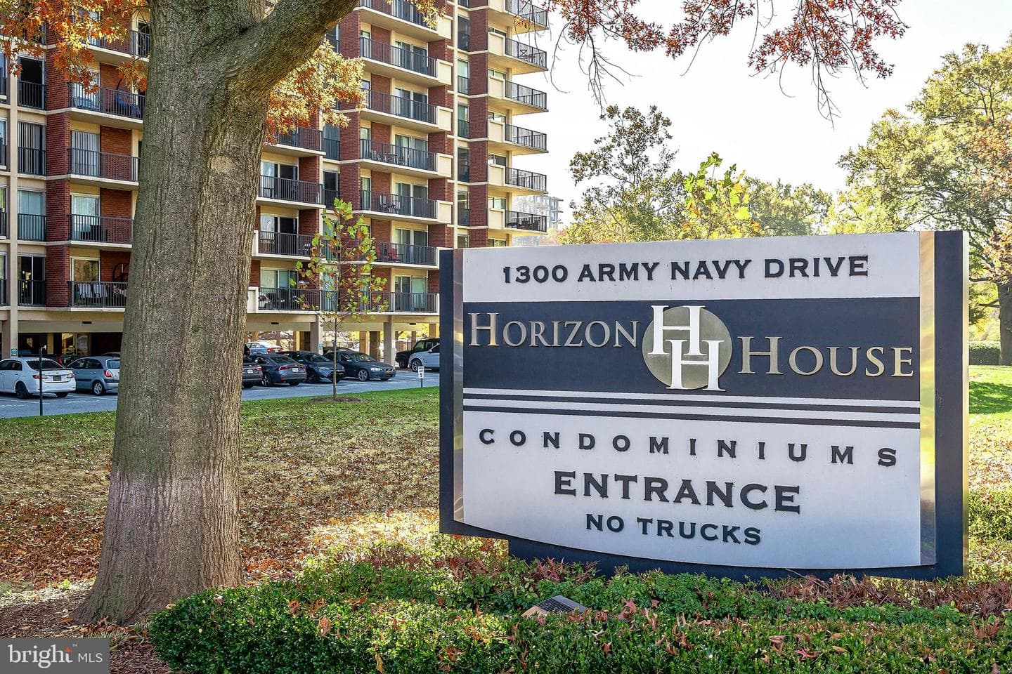 1300 Army Navy Drive #1010