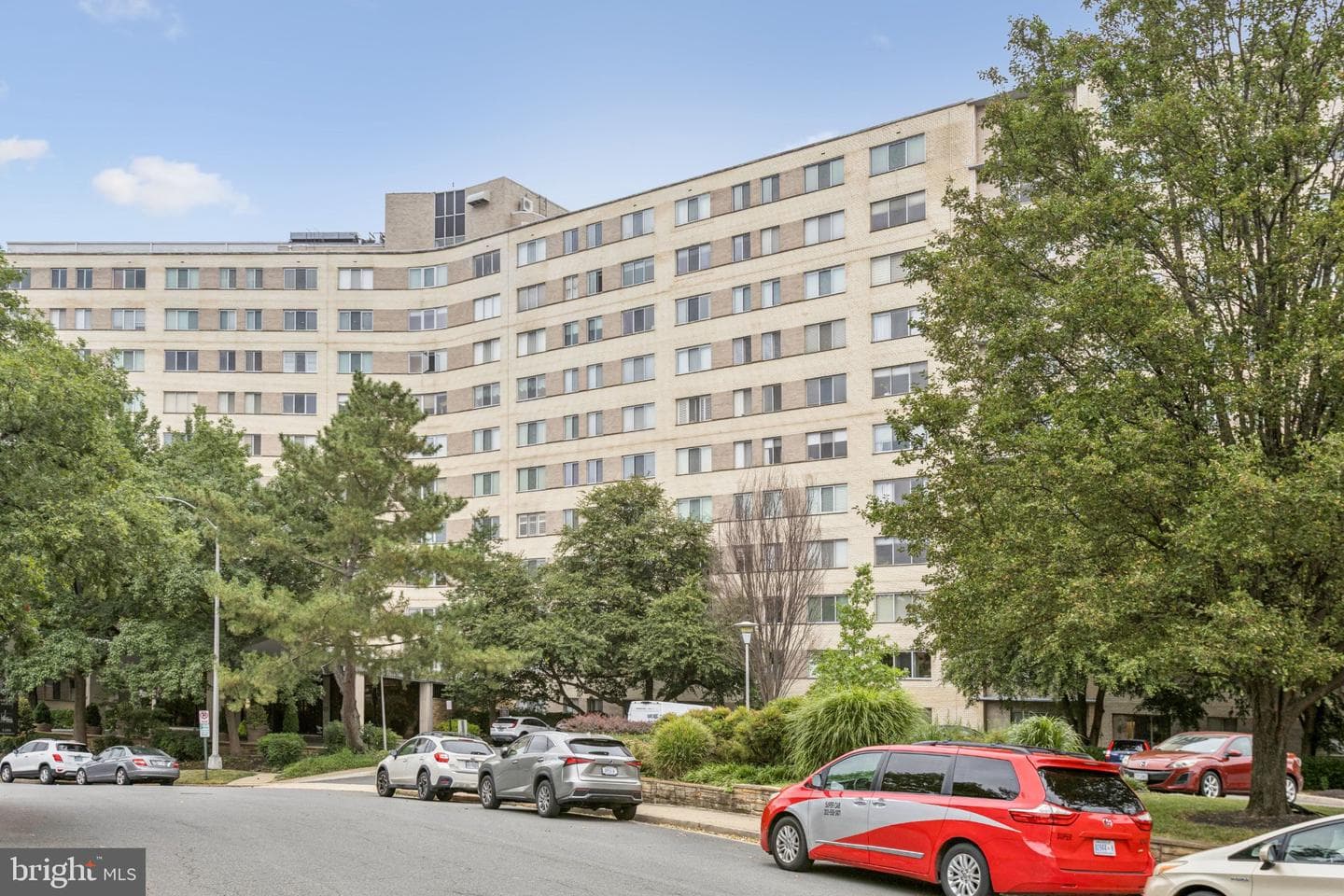 1200 N Nash Street #565, Arlington