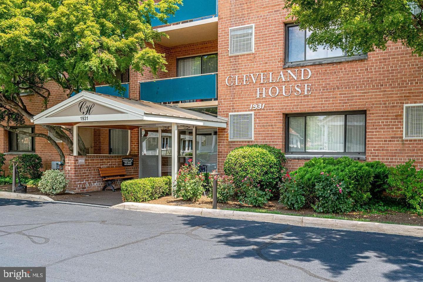 1931 N Cleveland Street #601, Arlington