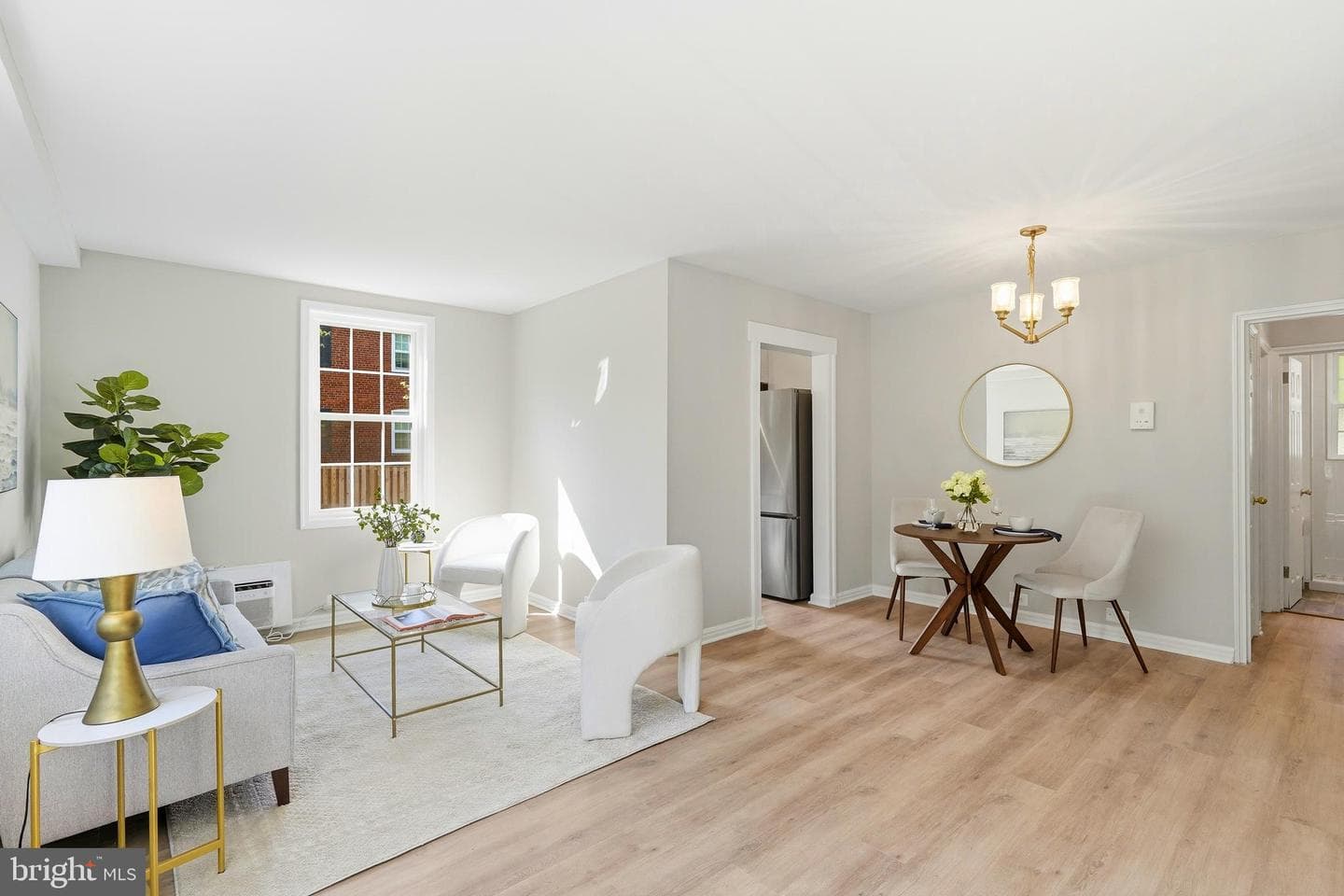 220 N Thomas Street #220-1