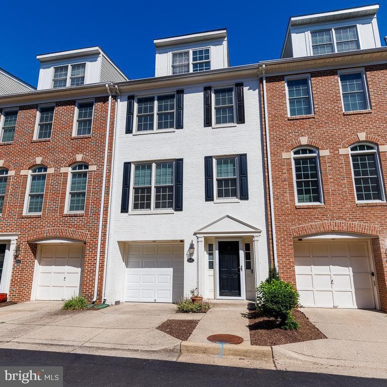 504 N Thomas Street #j