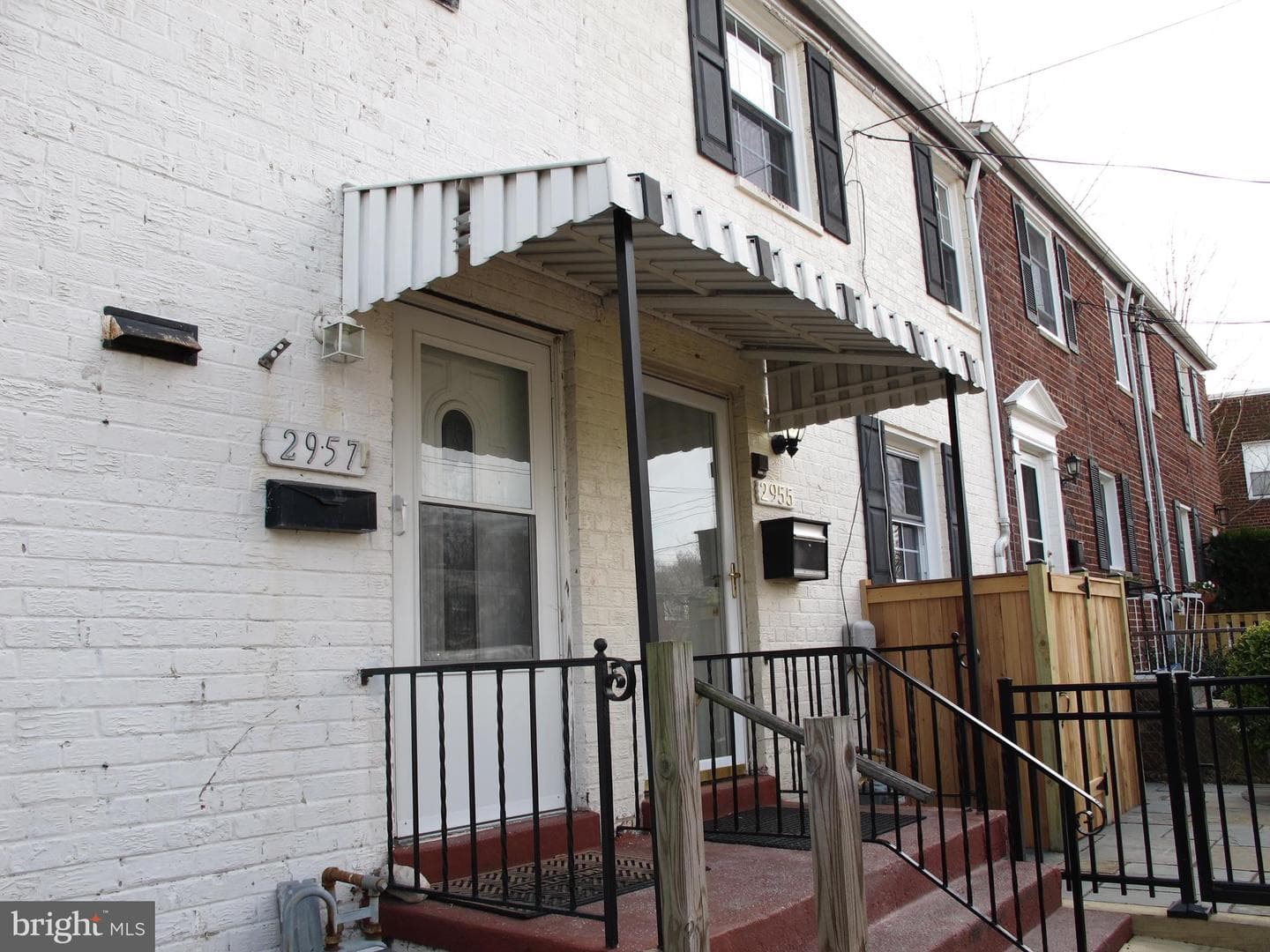 2957 Sycamore Street photo 1