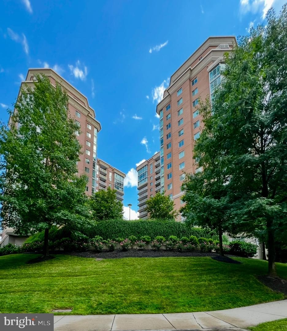 3101 N Hampton Drive #814 photo 1