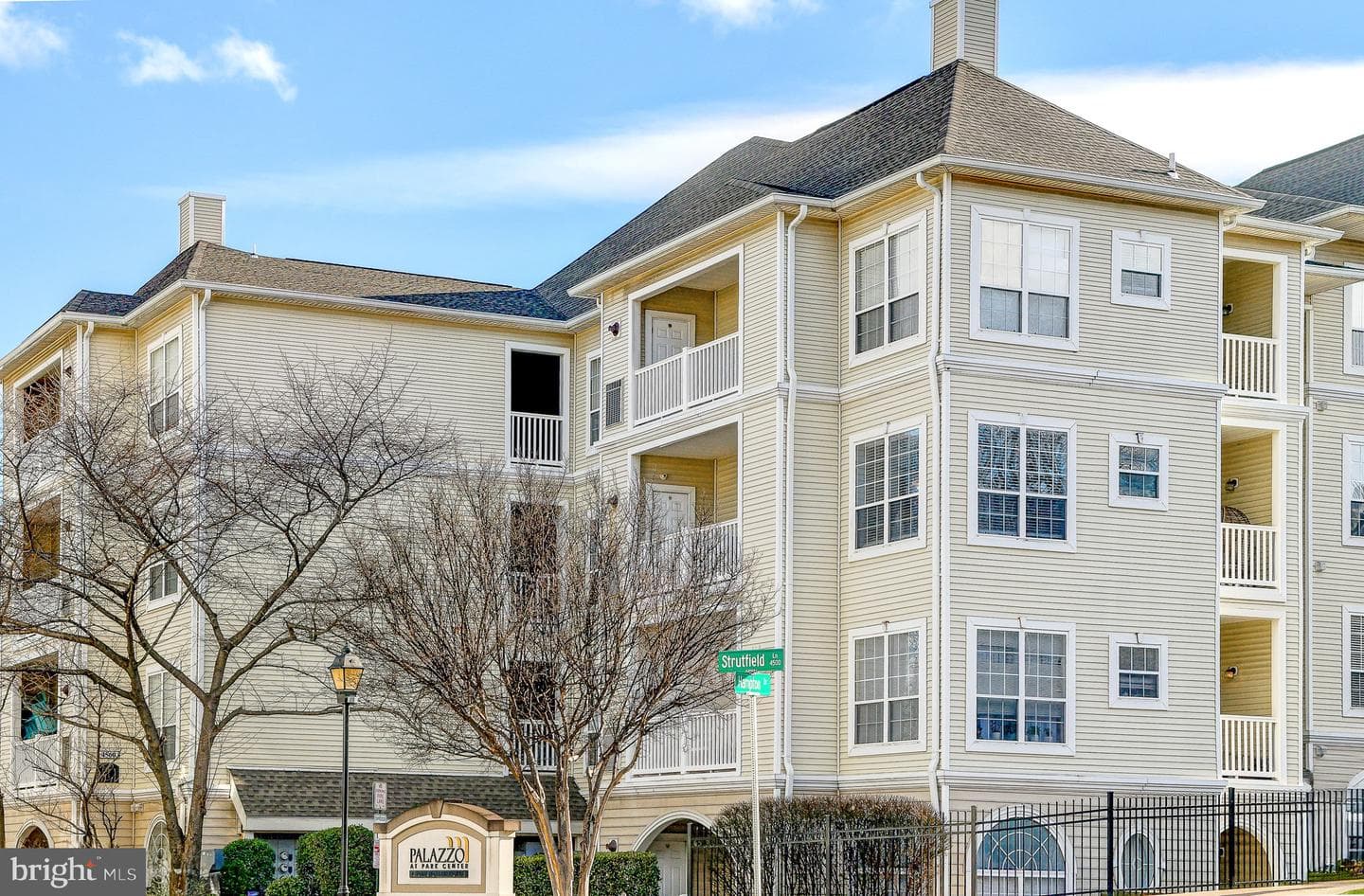4560 Strutfield Lane #1102 photo 1