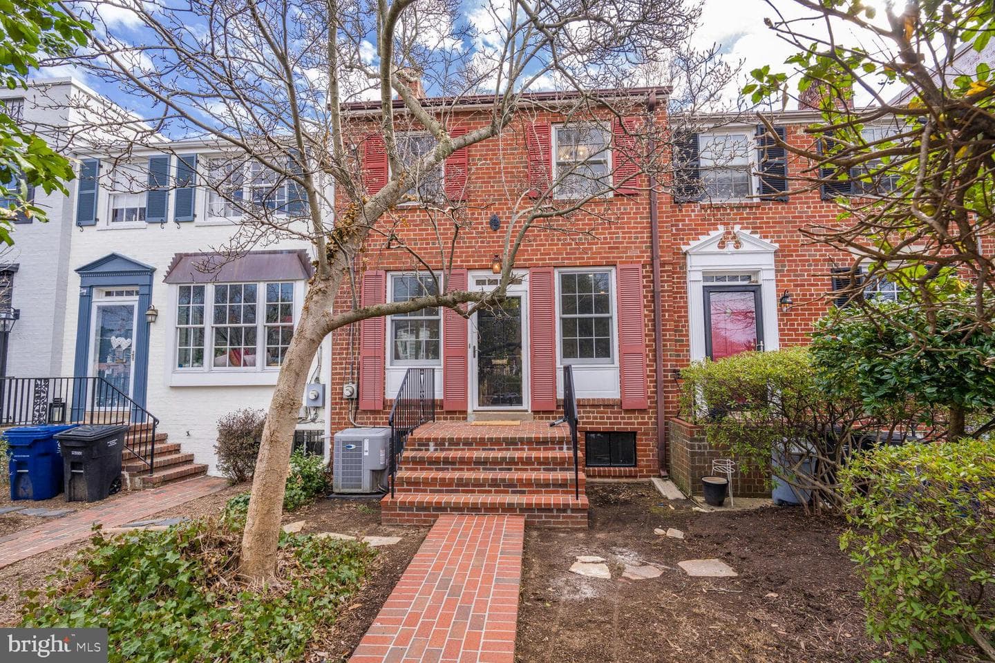 826 S Royal Street photo 1