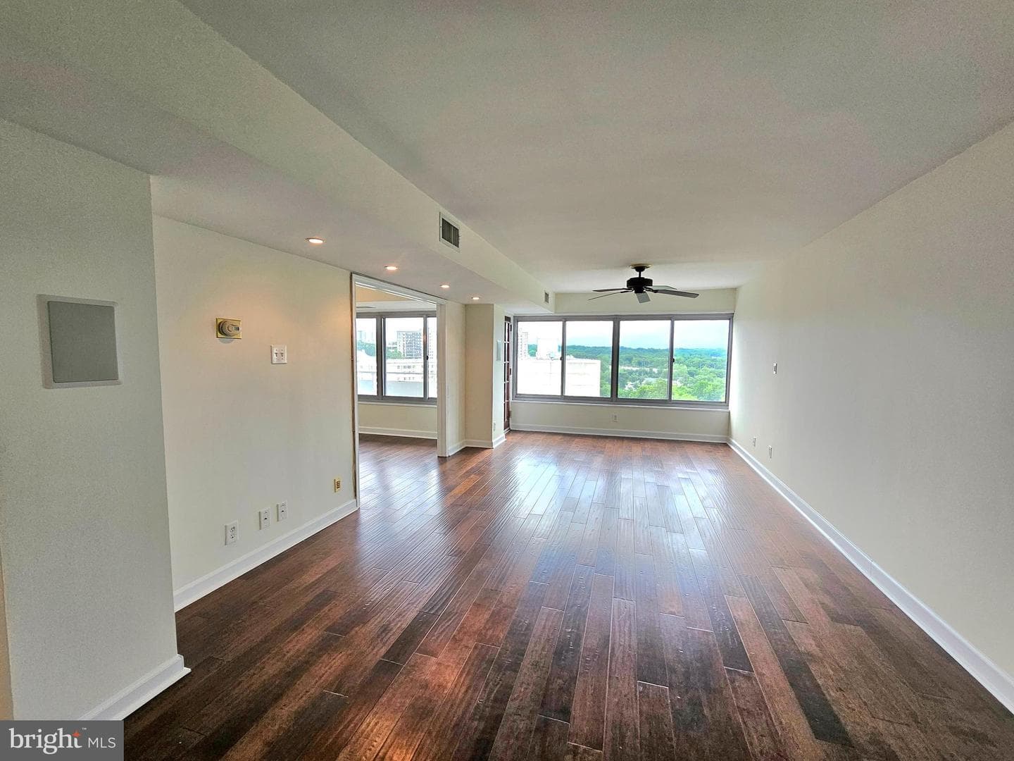 5340 Holmes Run Parkway #1410 photo 1