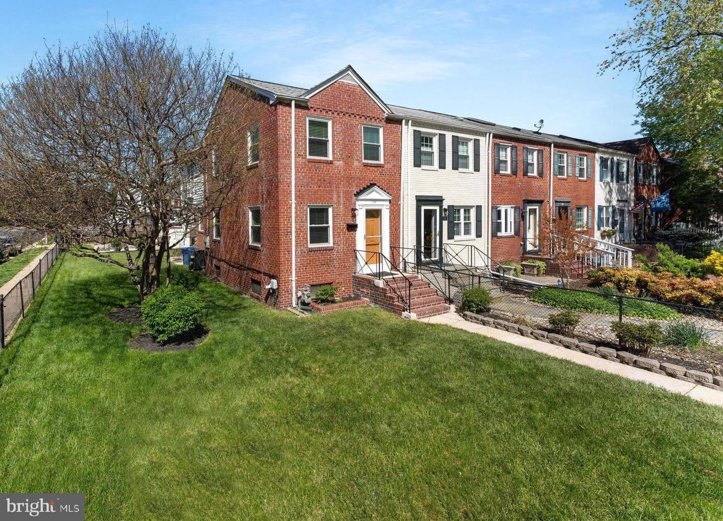 733 S Fayette Street photo 1