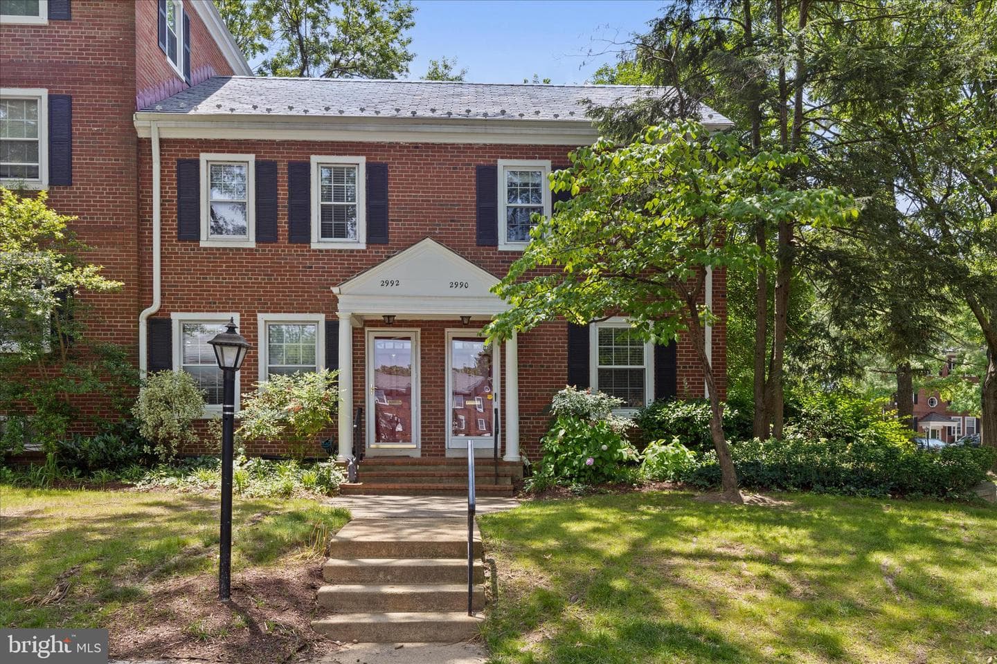 2990 S Columbus Street photo 1