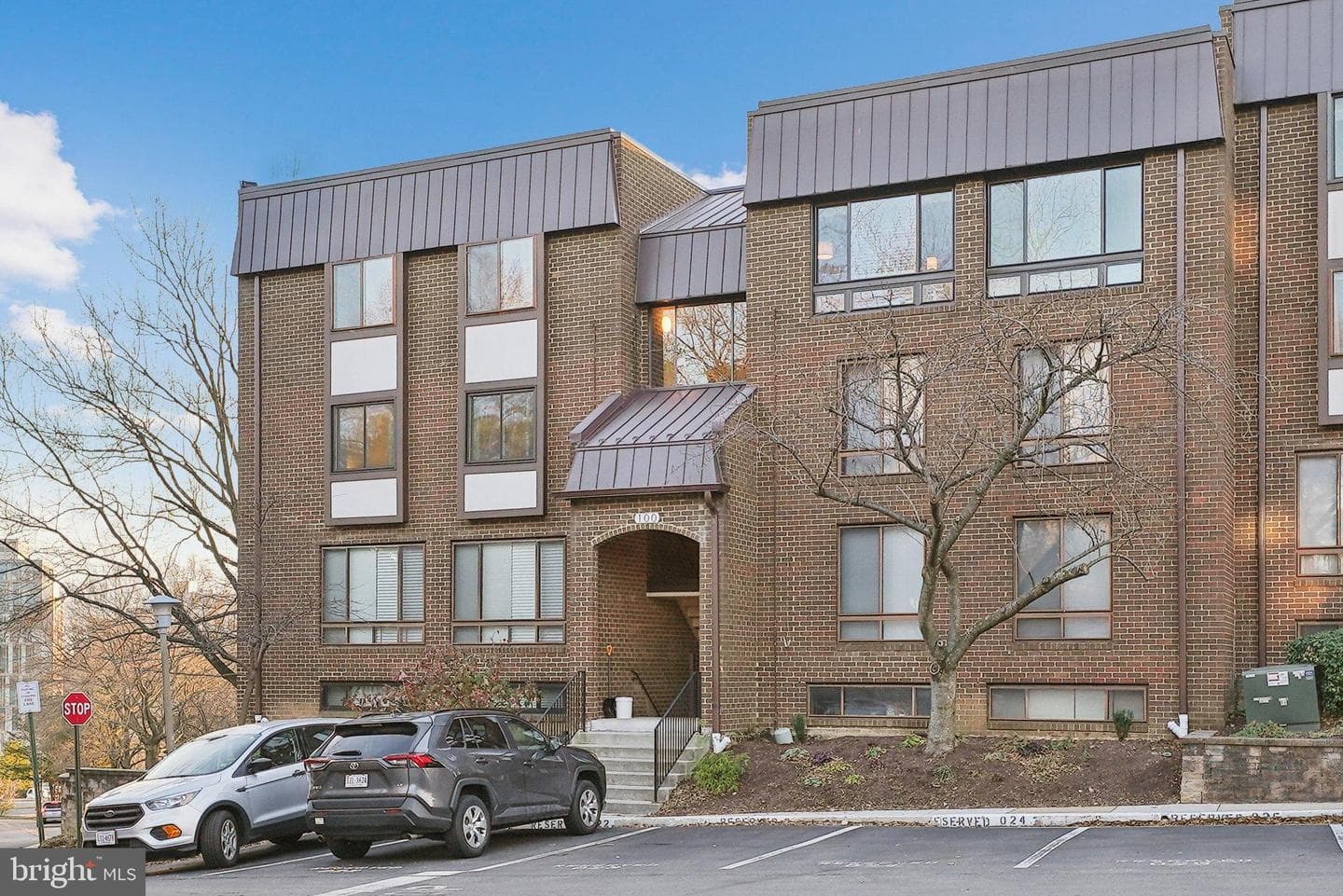 100 Roberts Lane #300 photo 1