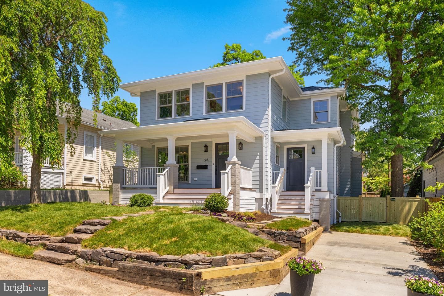 25 W Wyatt Avenue