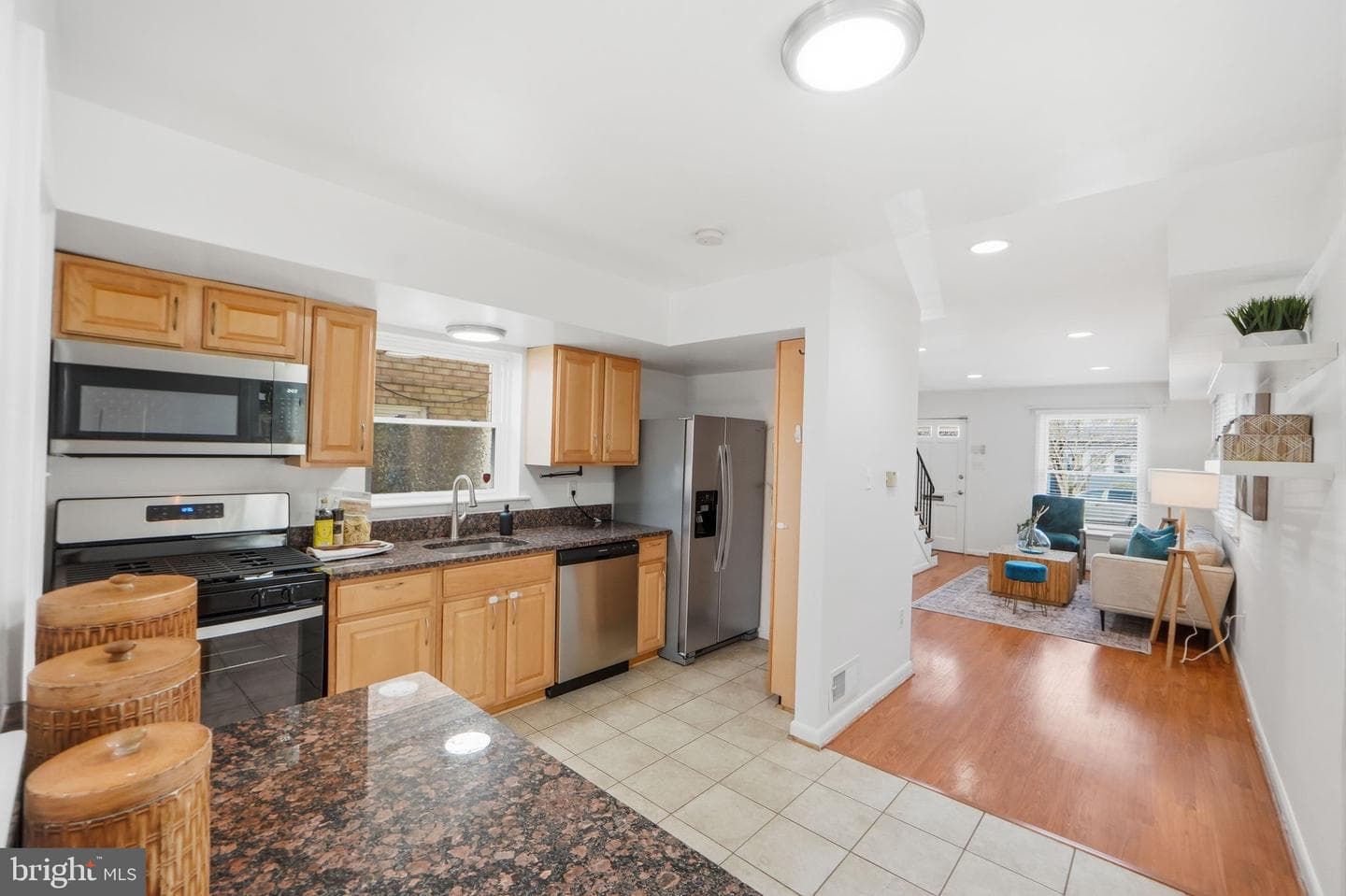 331 Laverne Avenue photo 1