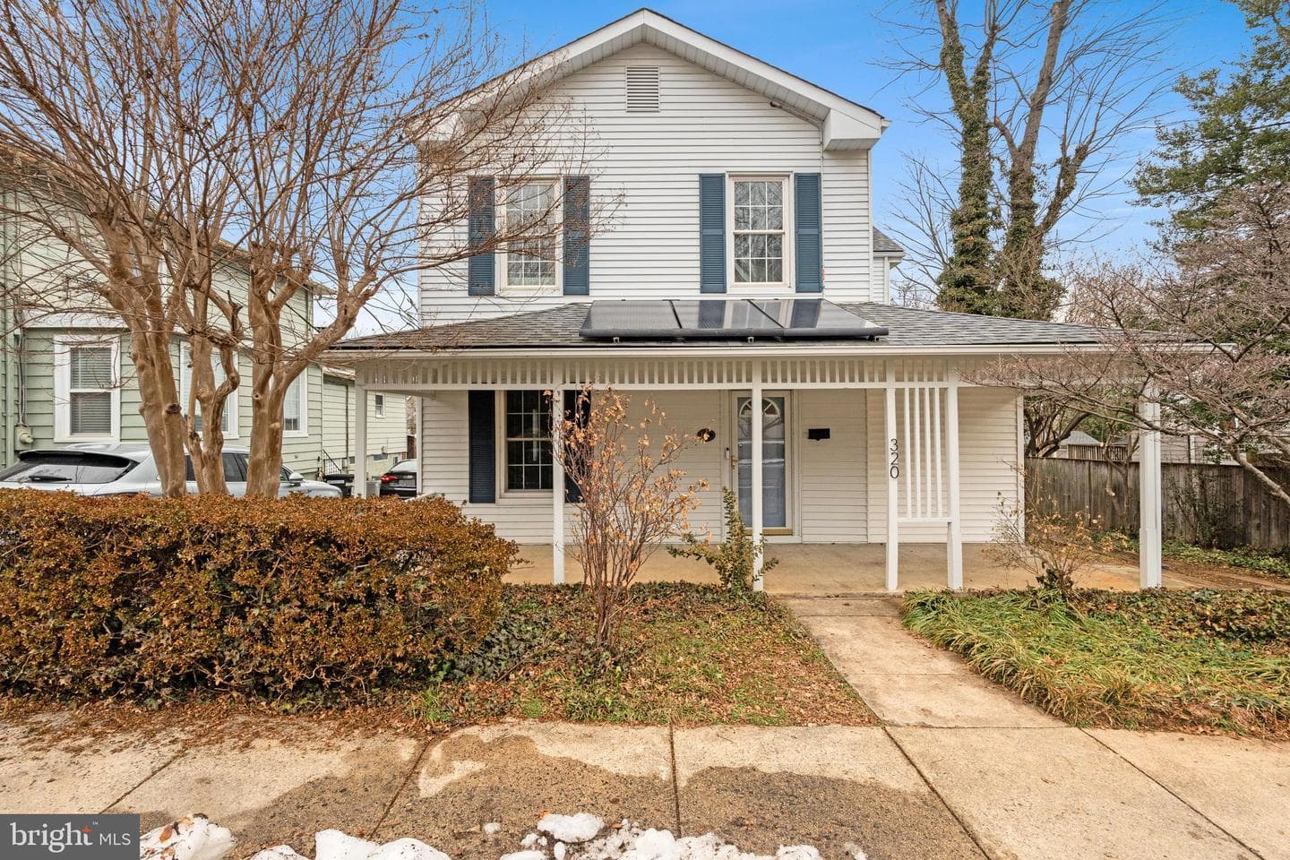 320 Laverne Avenue photo 1