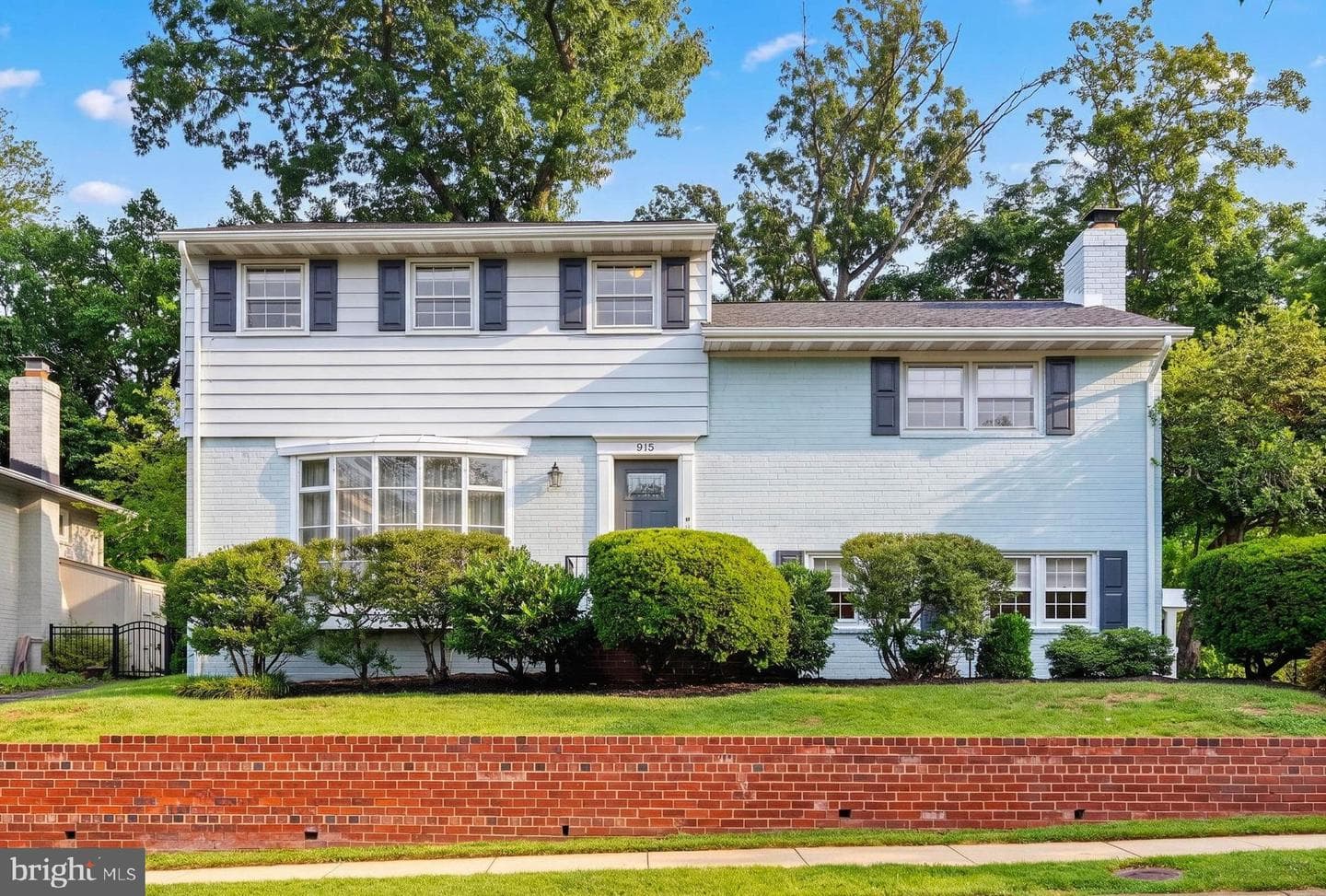915 N Overlook Drive