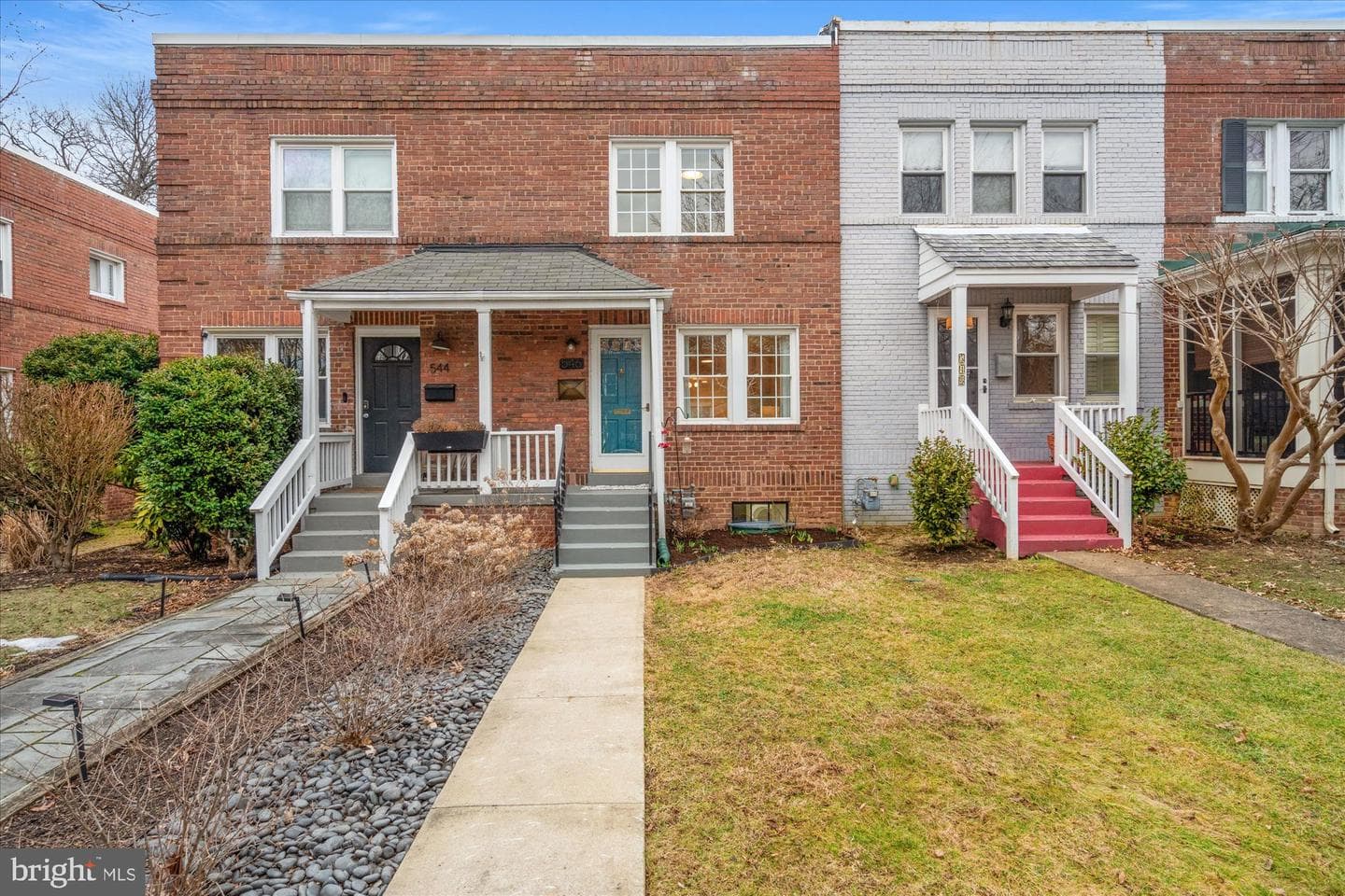 546 E Nelson Avenue photo 1