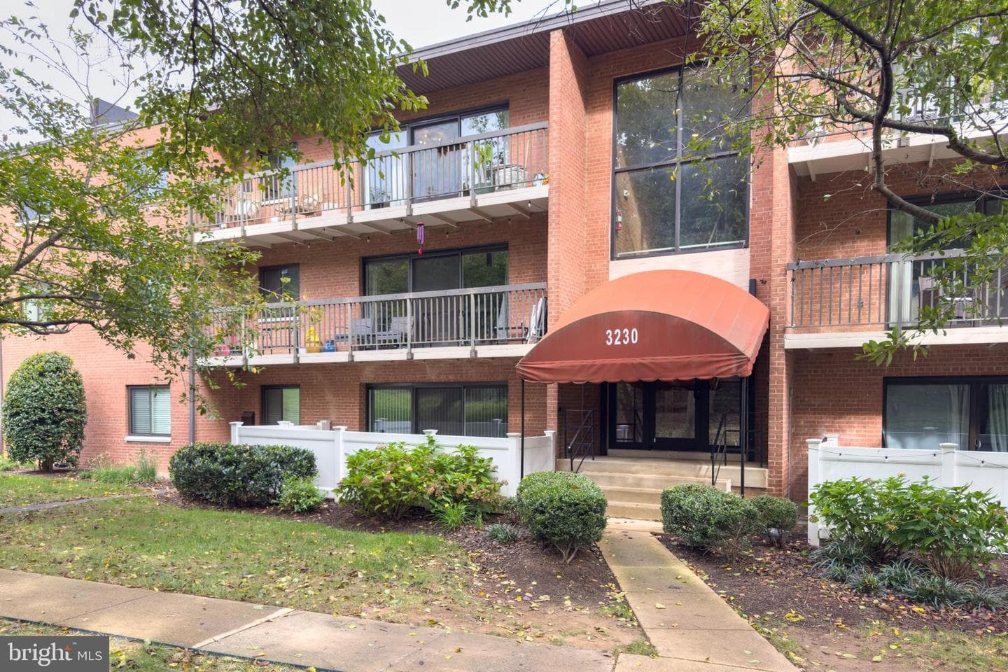 3230 S 28th Street #401 photo 1