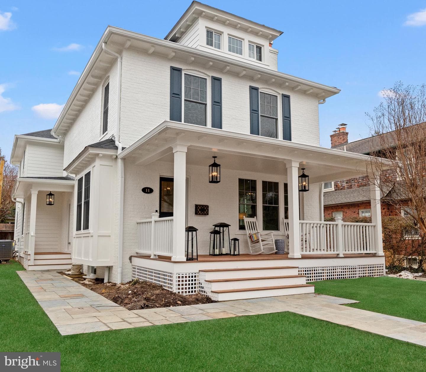 11 Cedar Street photo 1