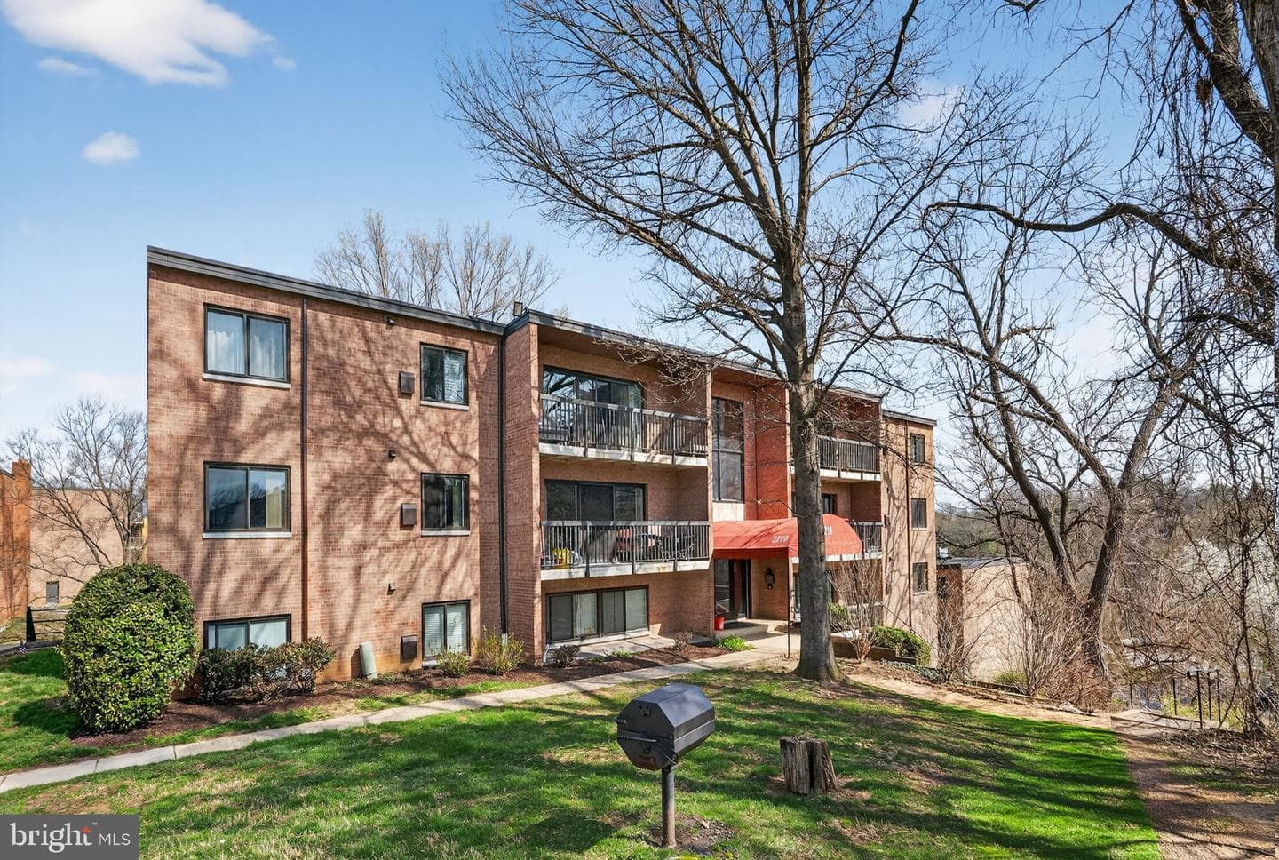 3210 S 28th Street #402
