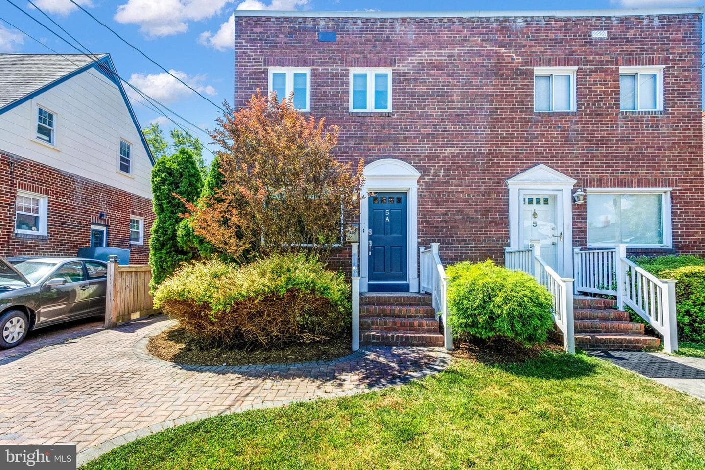 5 Custis Avenue E photo 1