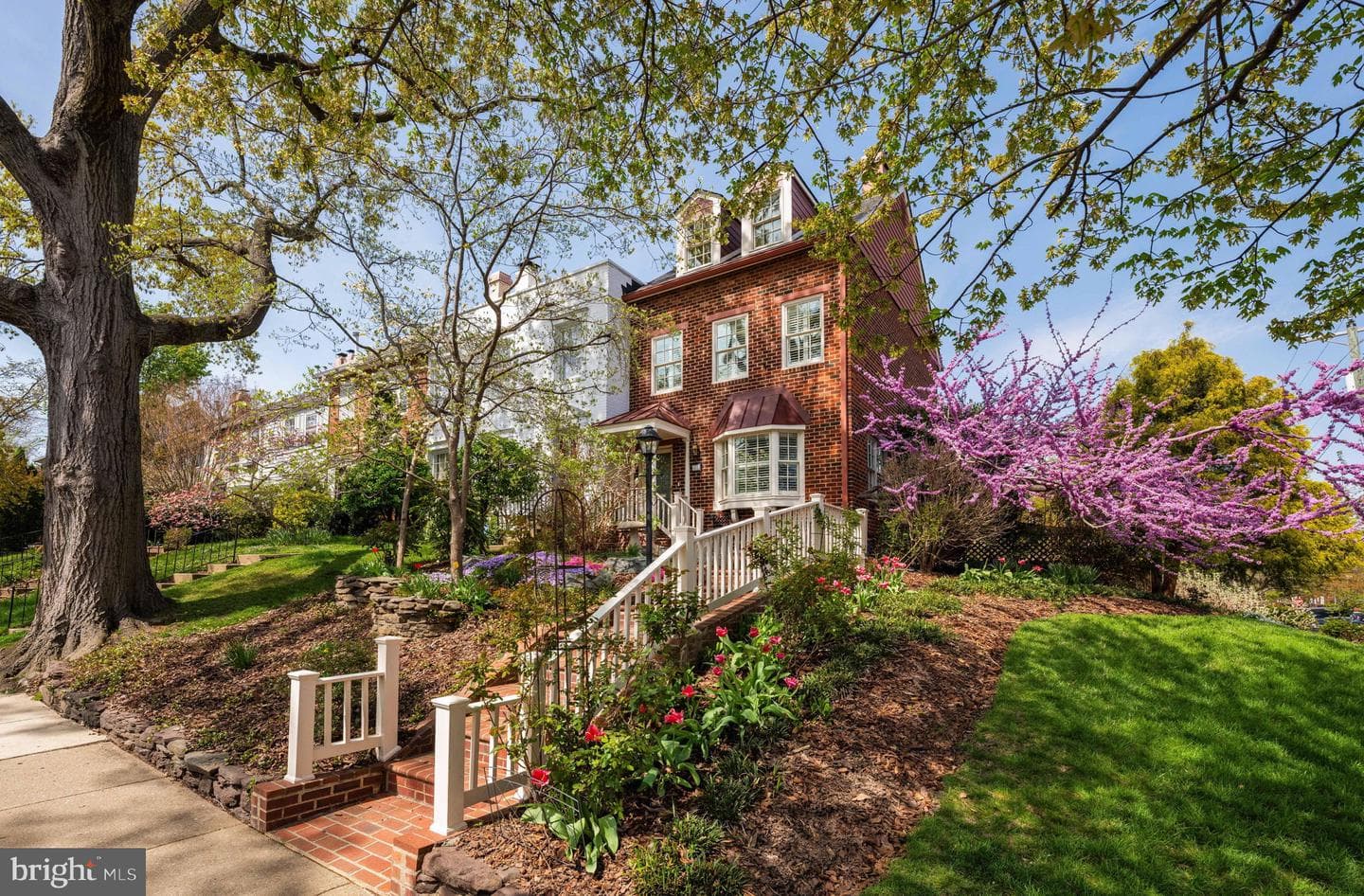 803 Green Street photo 1