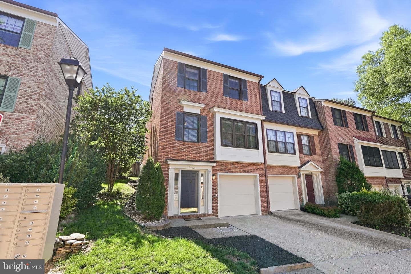 5452 Barrister Place photo 1