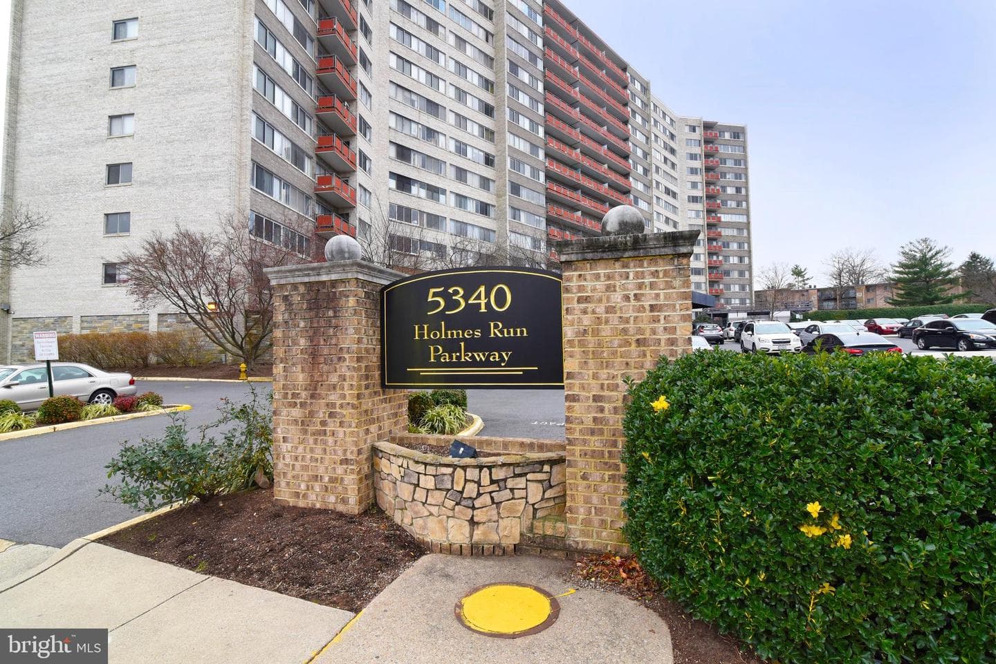 5340 Holmes Run Parkway #1102 photo 1