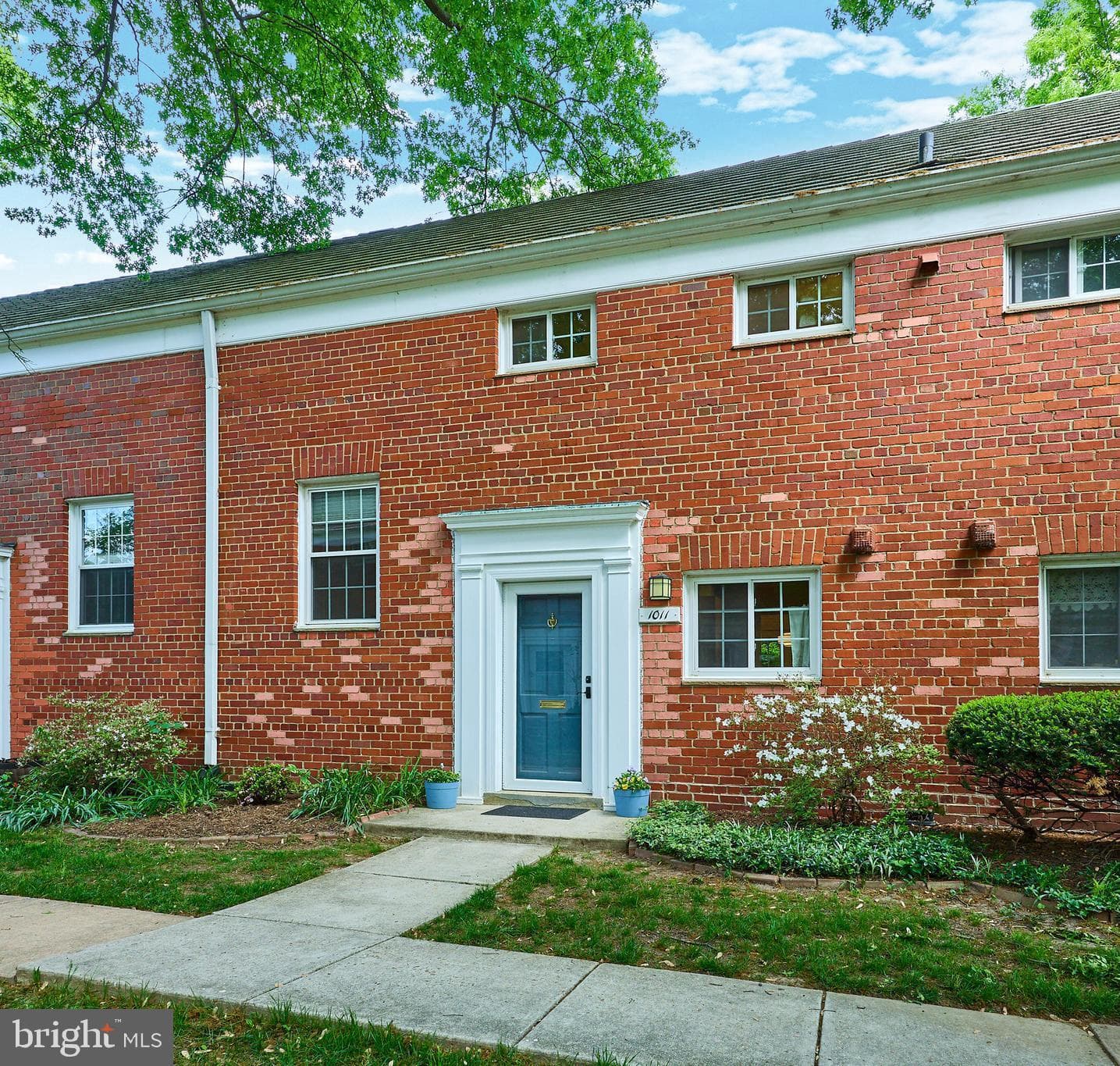 1011 Beverley Drive #117-10 photo 1