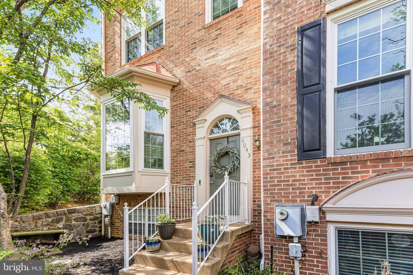 6043 Riddle Walk