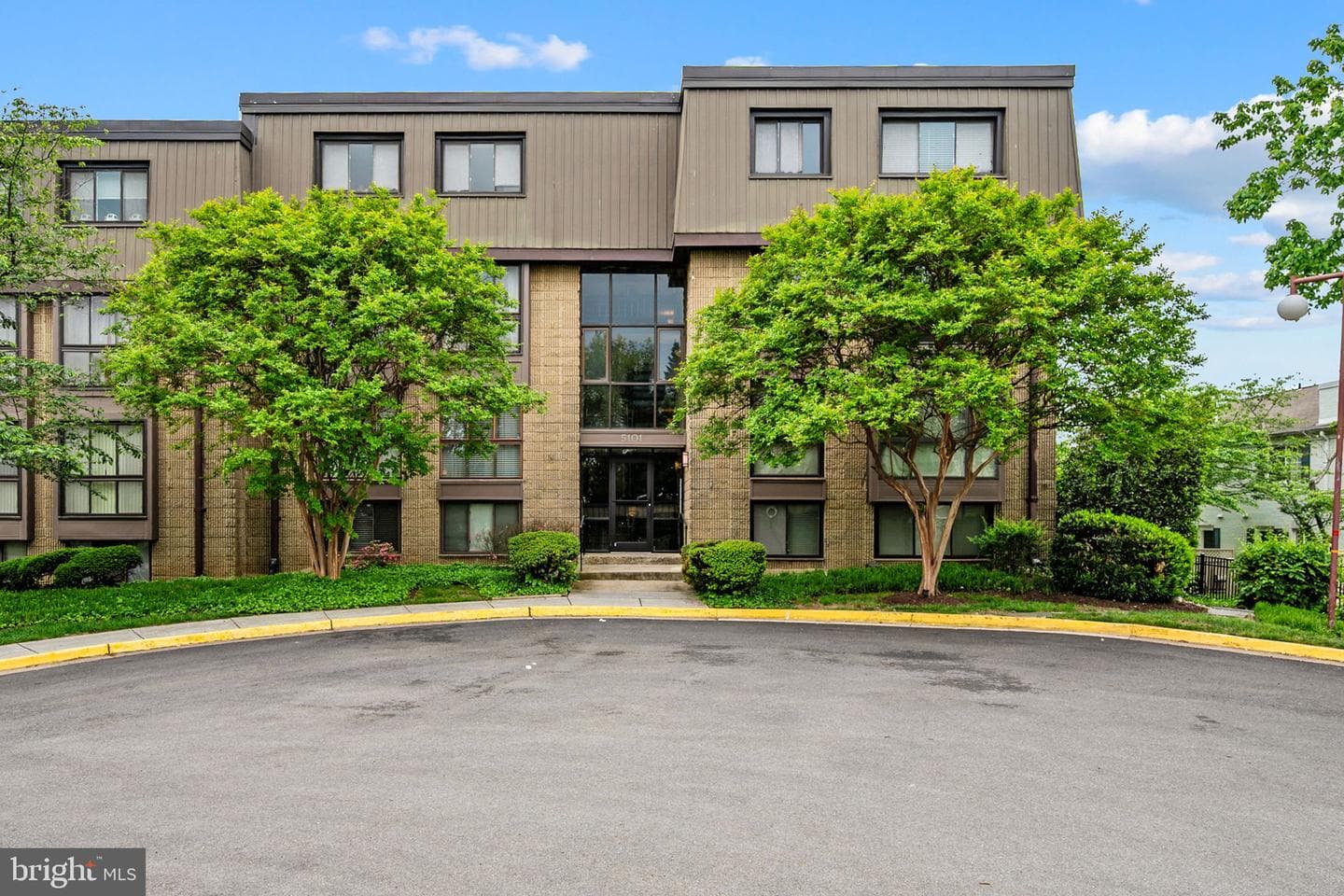 5101 Maris Avenue #401 photo 1