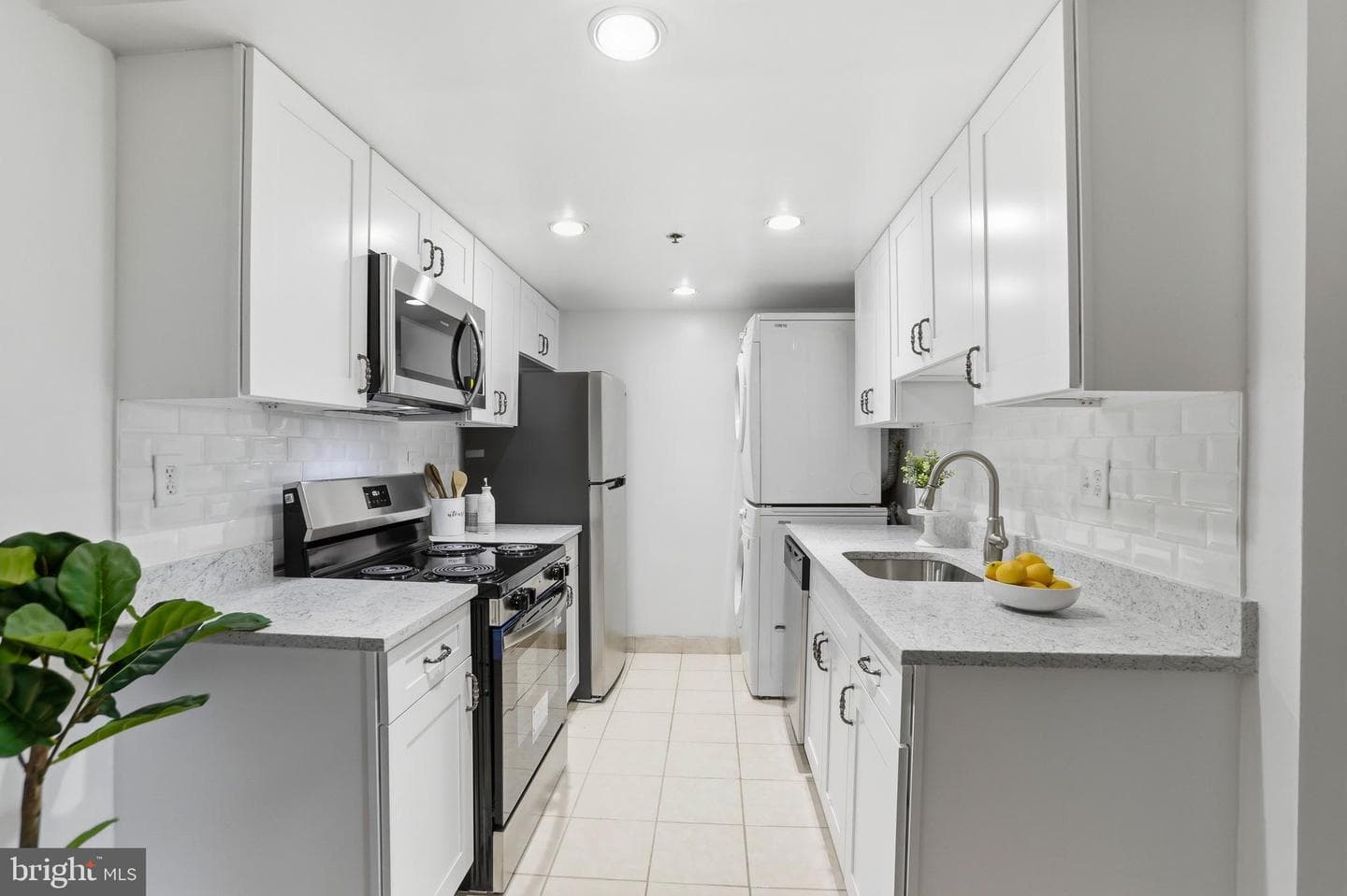 5911 Edsall Road #511