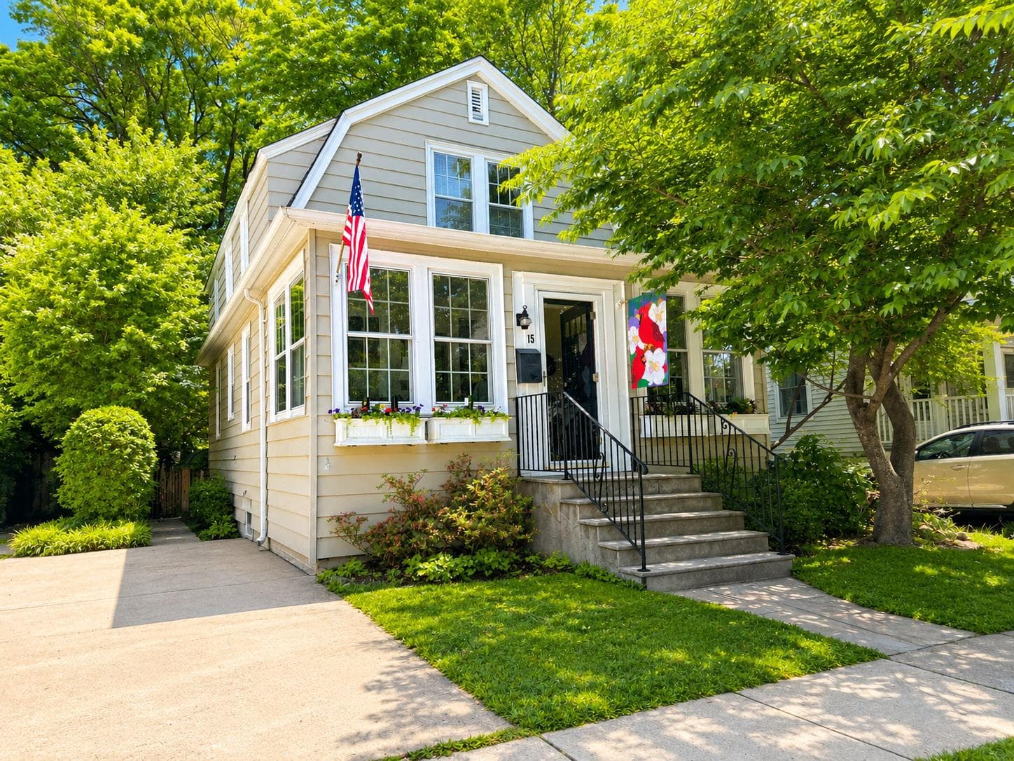 15 E Walnut Street photo 1