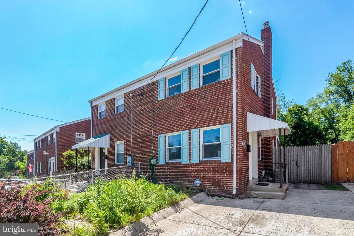 4316 Duke Street photo 1