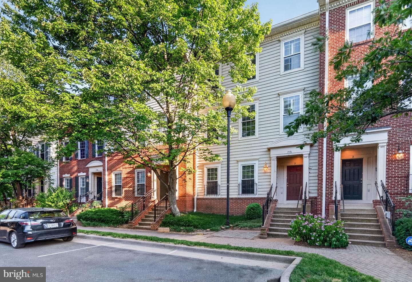 718 Norfolk Lane #a