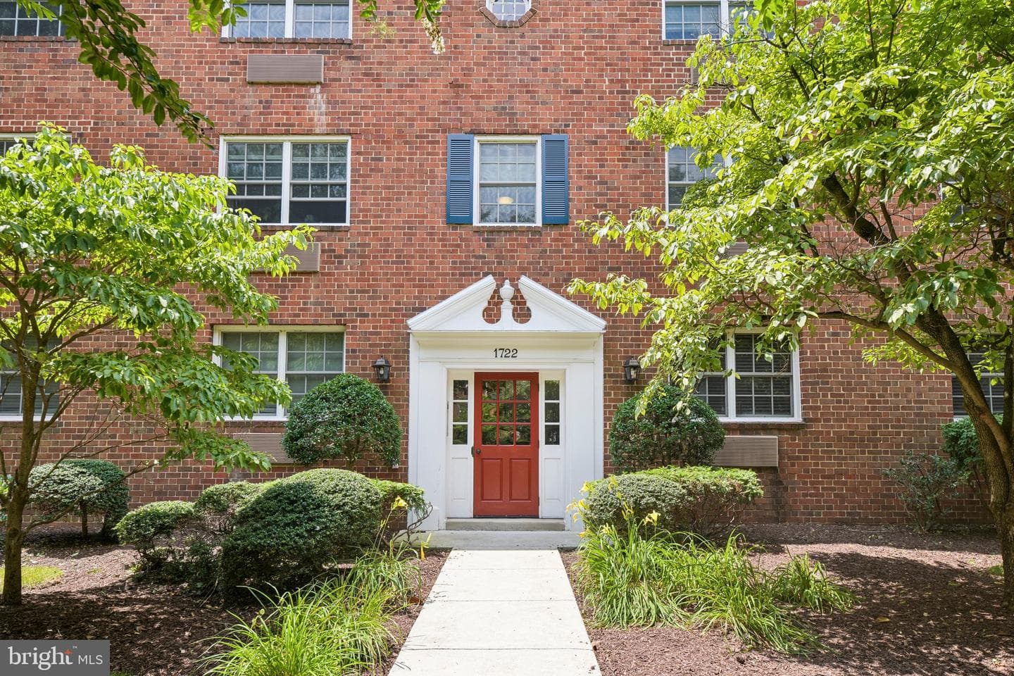 1722 W Abingdon Drive #301, Alexandria