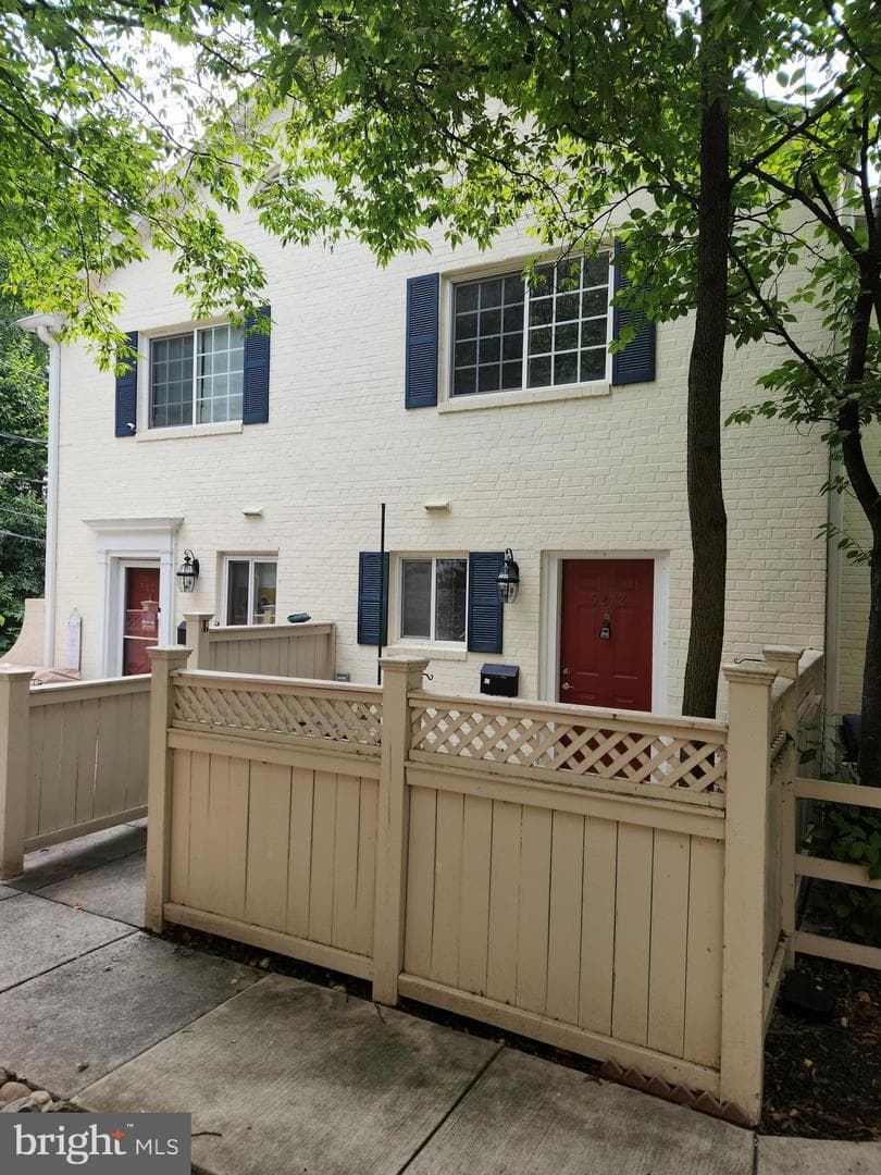 5272 Maris Avenue, Alexandria