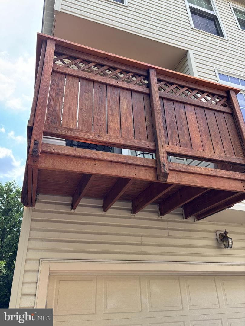 952 Harrison Circle, Alexandria