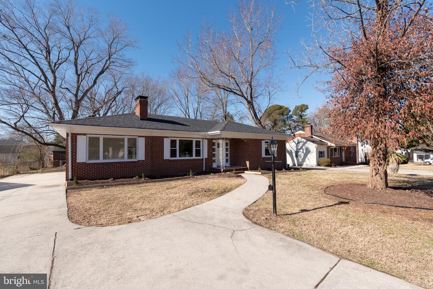 21408 Robertson Avenue photo 1