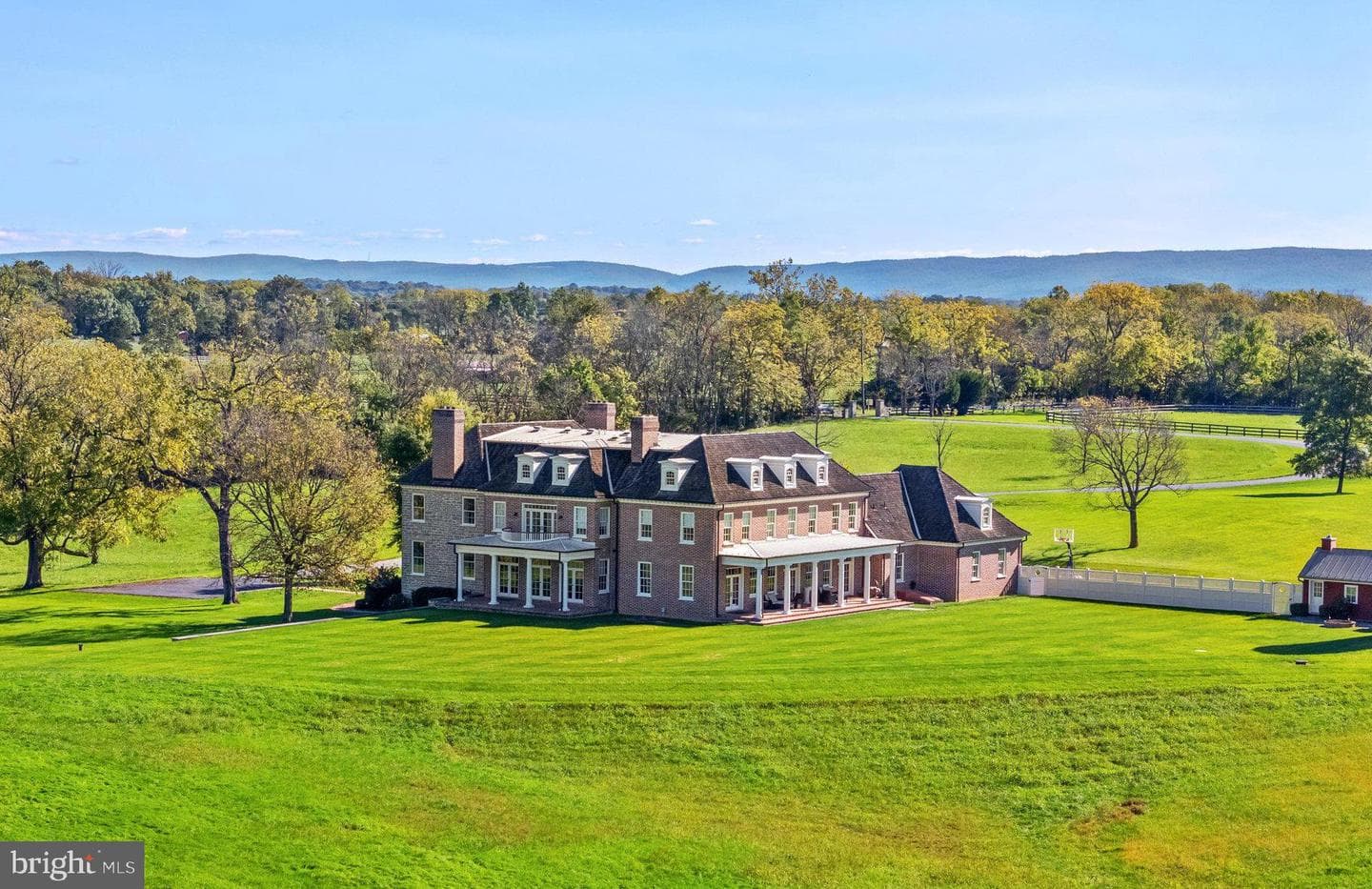 1077 Ginns Road, Boyce