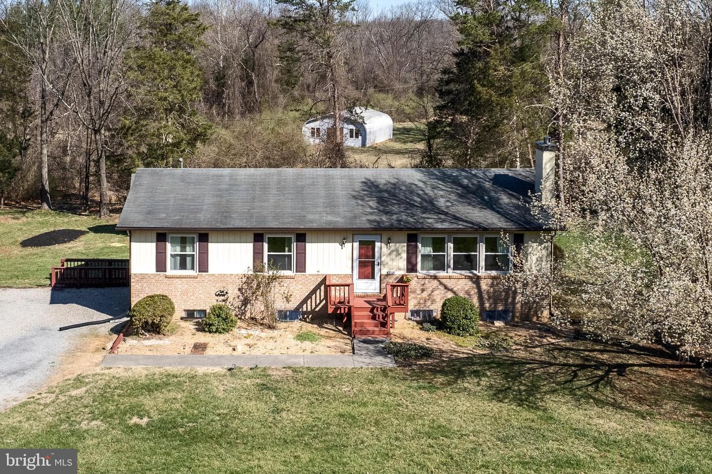 6521 Howellsville Road photo 1