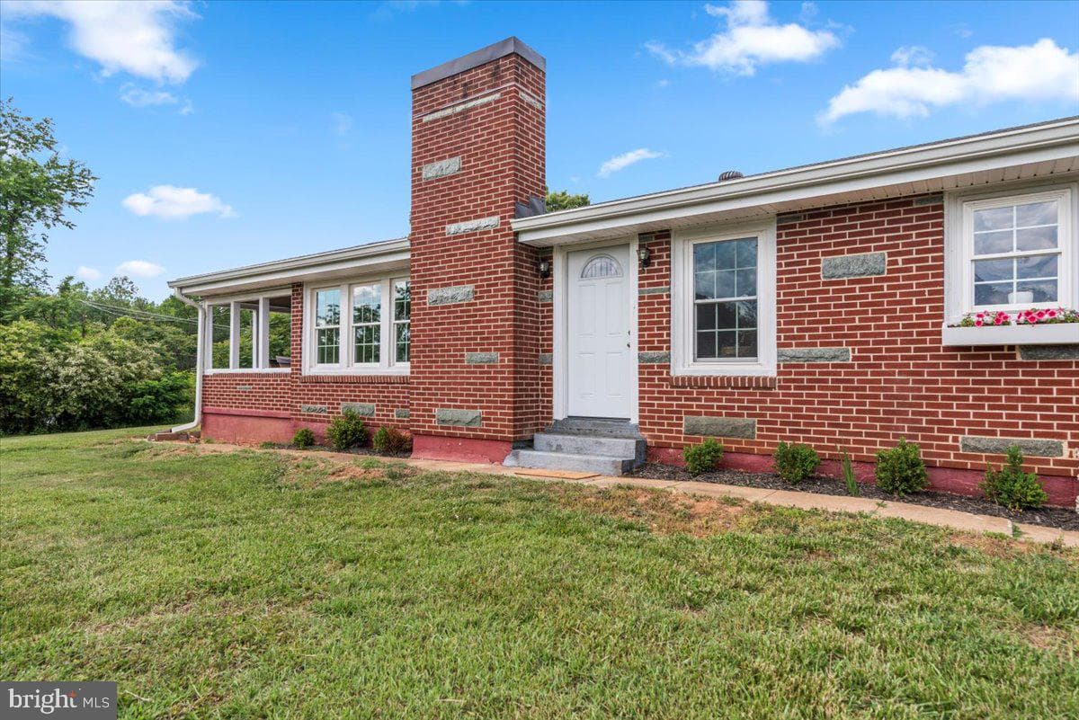 3733 Depot Road photo 1