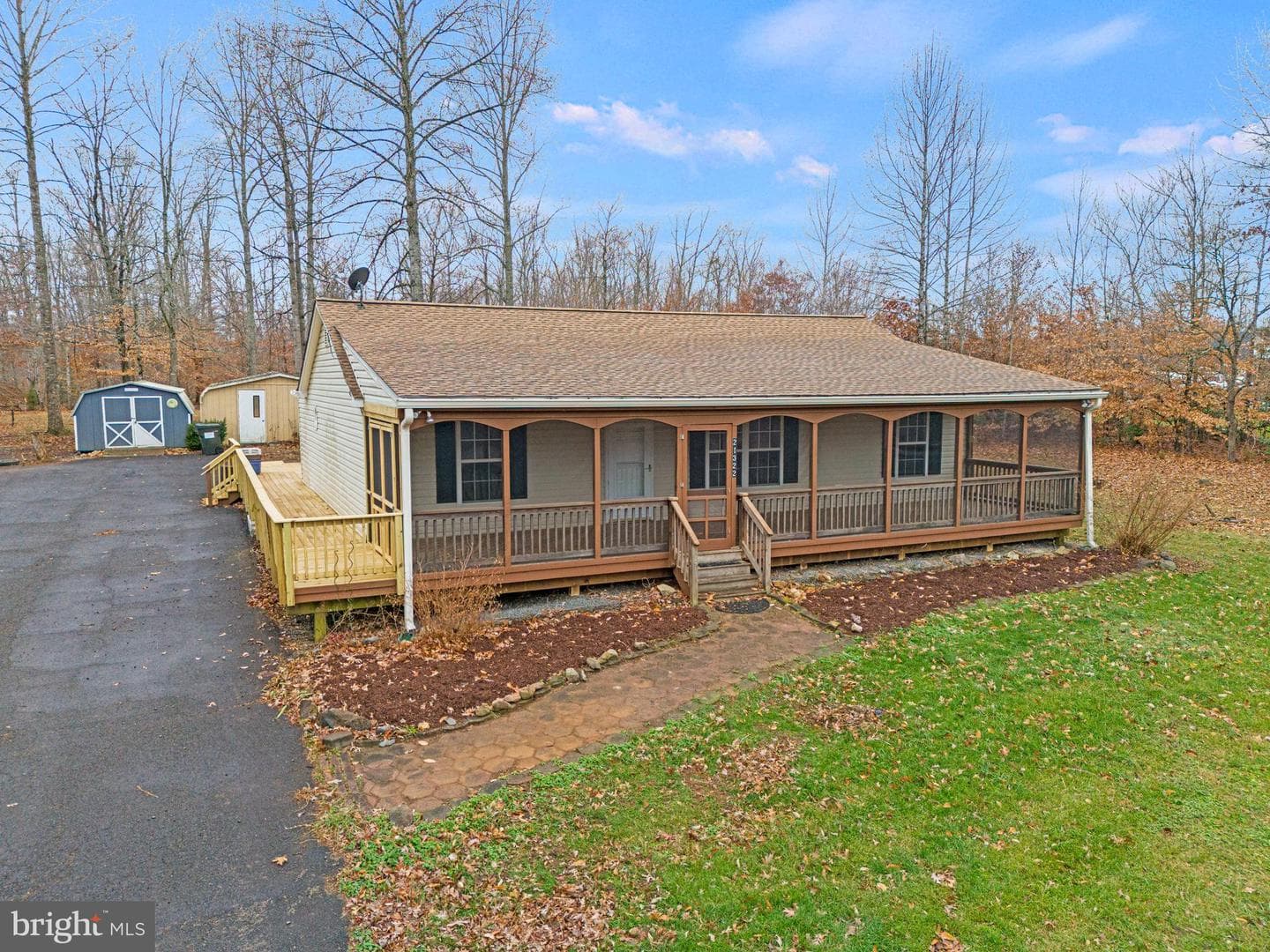 21322 Jennings Road photo 1